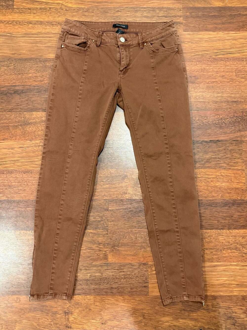 White House Black Market Pants